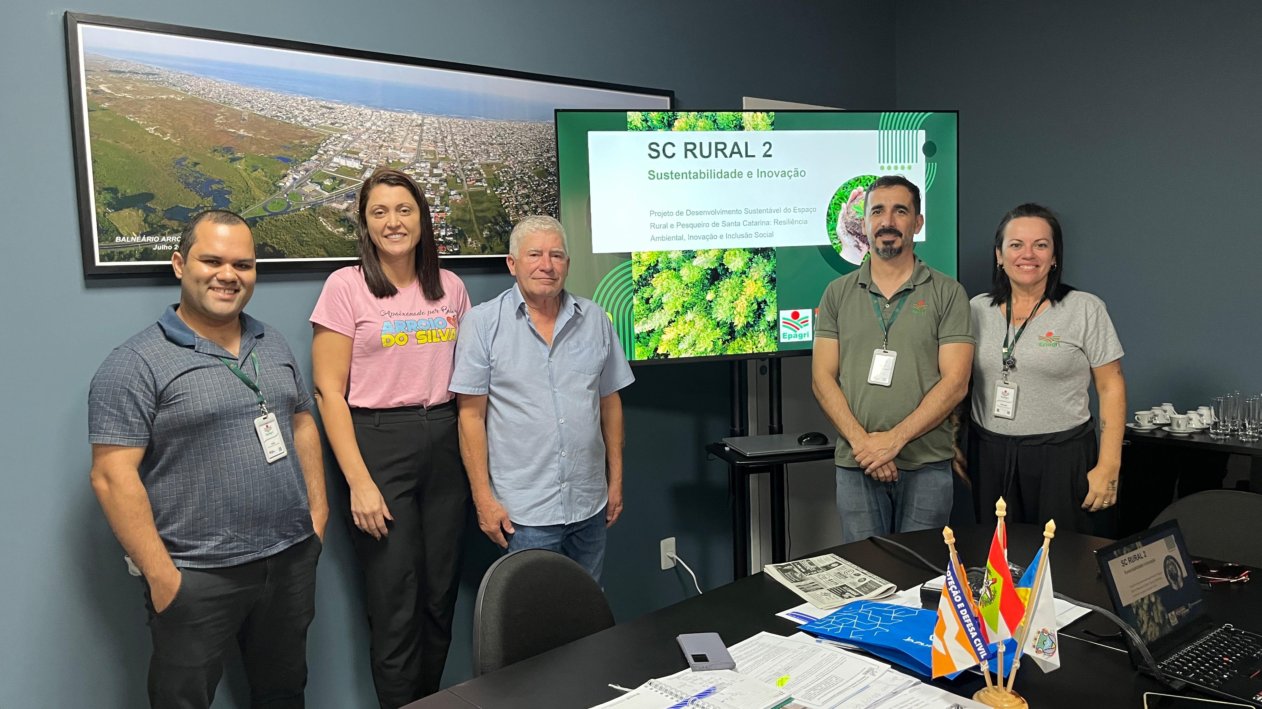 Representantes da Epagri apresentam o projeto SC Rural 2